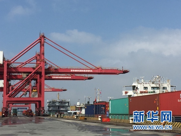 岳陽經(jīng)濟新圖景：通道路、重港口、優(yōu)布局