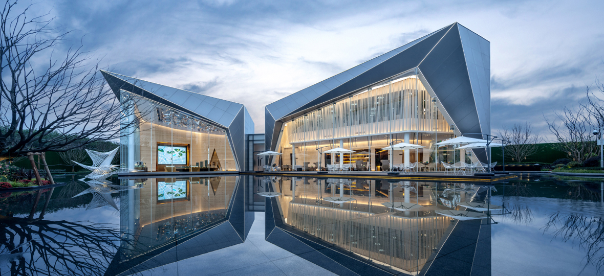 2019年是中國奧園發(fā)展史上一個重要里程碑，奮進新時代，筑夢新奧園。積極履行企業(yè)應(yīng)承擔(dān)的社會責(zé)任，為客戶乃至社會“構(gòu)筑健康生活”。