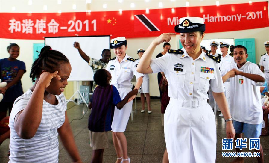（圖文互動）（5）中國之舟，為和平友愛而來——一份來自中國海軍和平方舟號醫(yī)院船的報告