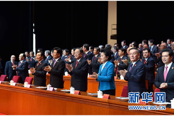 10月1日，慶祝中華人民共和國(guó)成立66周年暨新疆維吾爾自治區(qū)成立60周年大會(huì)在新疆人民會(huì)堂隆重舉行。 新華社記者 饒愛民 攝 