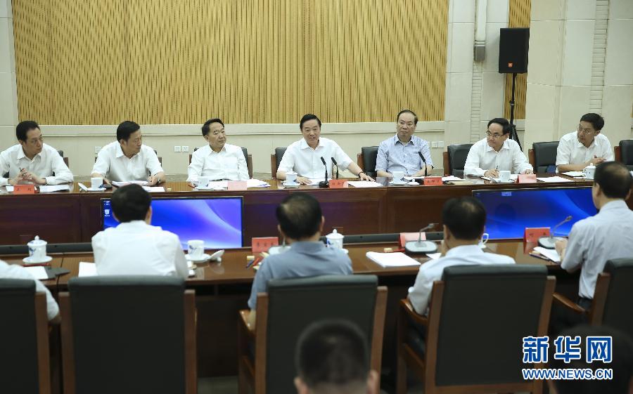 8月31日，中宣部在北京召開創(chuàng)新新聞傳播工作交流會，中共中央政治局委員、中央書記處書記、中宣部部長劉奇葆出席會議并講話。新華社記者蘭紅光攝