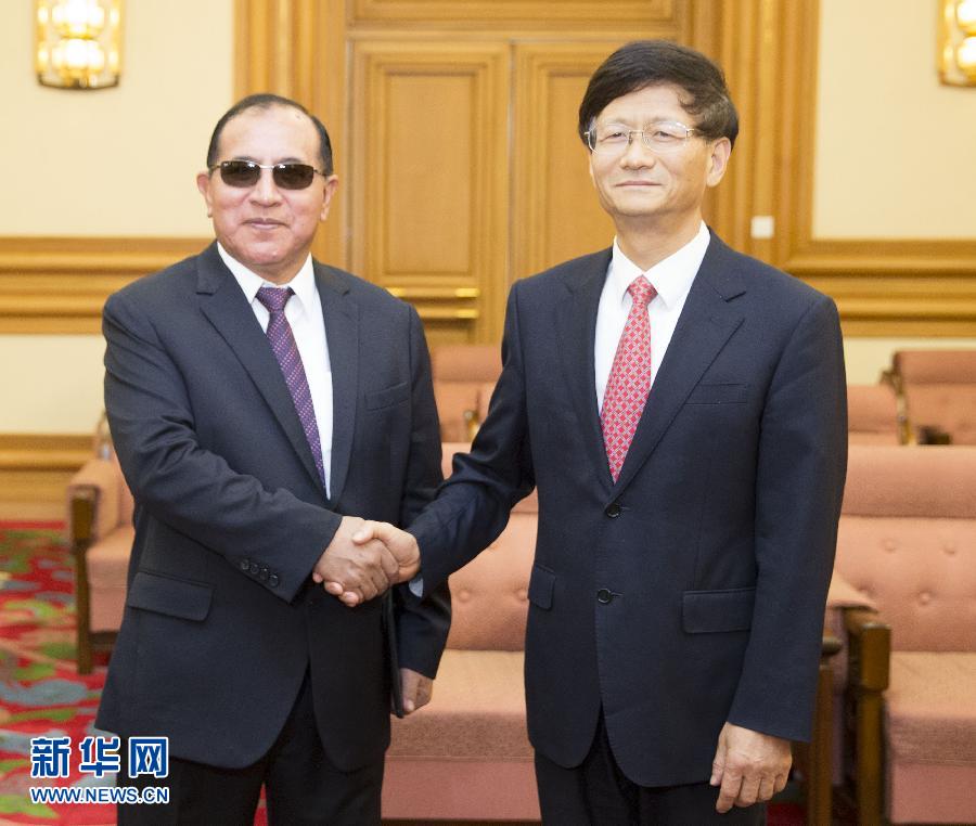9月5日，中共中央政治局委員、中央政法委書記孟建柱在北京會(huì)見秘魯最高法院院長(zhǎng)維克托·盧卡斯·蒂科納。 新華社記者 黃敬文 攝 