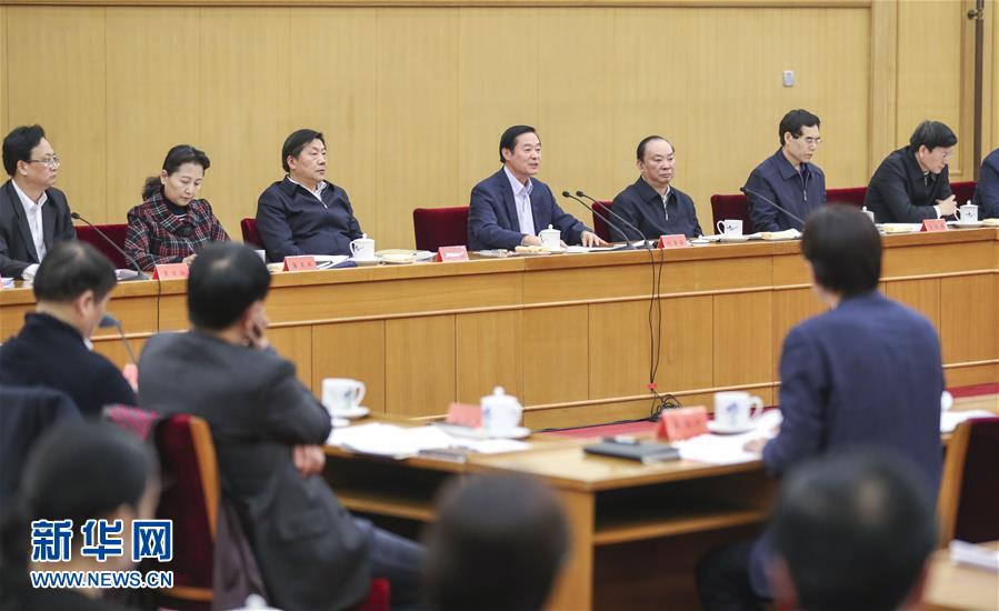 3月17日，中共中央政治局委員、中央書記處書記、中宣部部長(zhǎng)劉奇葆在北京出席中華優(yōu)秀傳統(tǒng)文化傳承發(fā)展工作座談會(huì)。 新華社記者丁林?jǐn)z