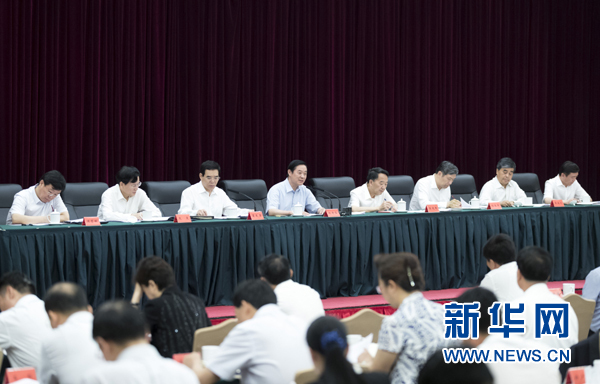 7月12日，中共中央政治局委員、中央書記處書記、中宣部部長劉奇葆在北京出席全國出版工作會議。 新華社記者 丁海濤 攝