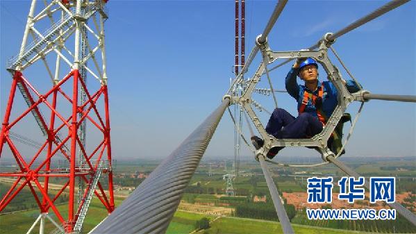 （十九大時光·圖文互動）（4）青春，在夢想的引領(lǐng)下飛揚(yáng)——來自基層蹲點(diǎn)現(xiàn)場的報道