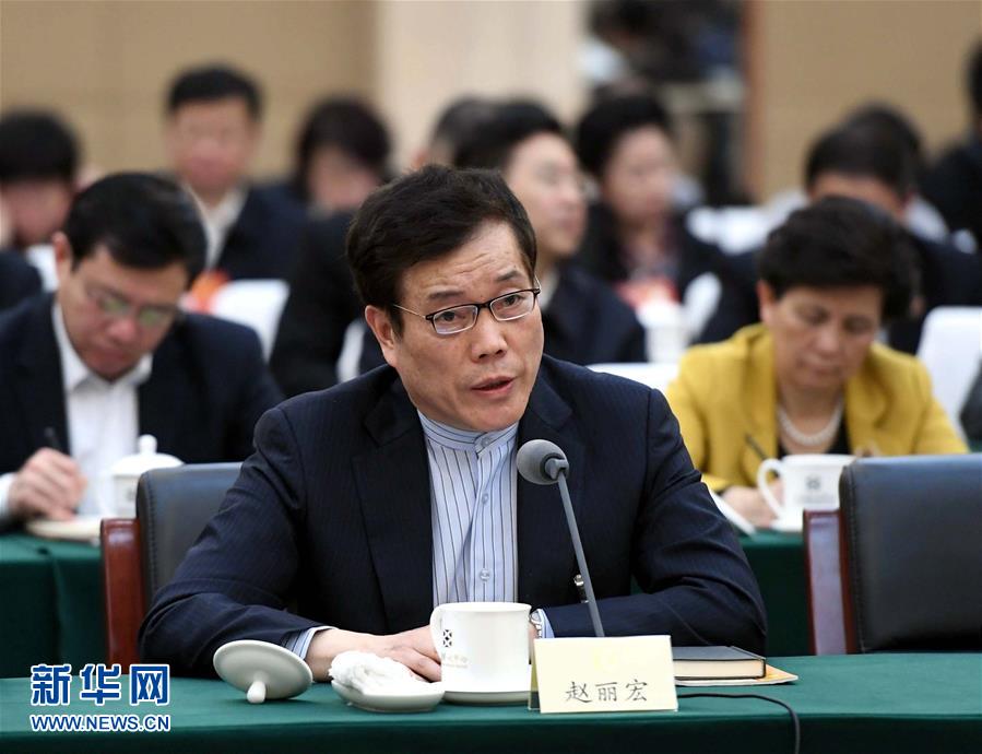 （兩會(huì)·快語(yǔ)錄）趙麗宏委員：要有中國(guó)精神，要有文化自信