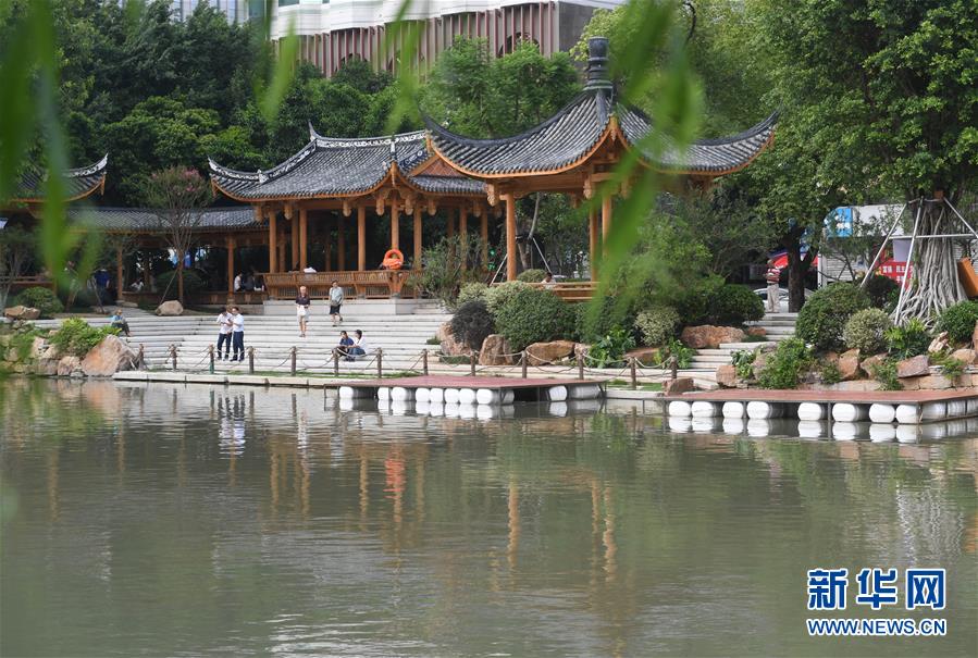 （新華全媒頭條·圖文互動）（4）為祖國驕傲，祝福偉大祖國！——國慶漫記