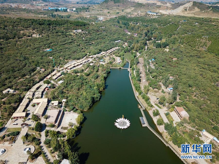 （新華全媒頭條·圖文互動）（10）領航！向著高質量發(fā)展堅定前行——以習近平同志為核心的黨中央引領中國經濟發(fā)展述評