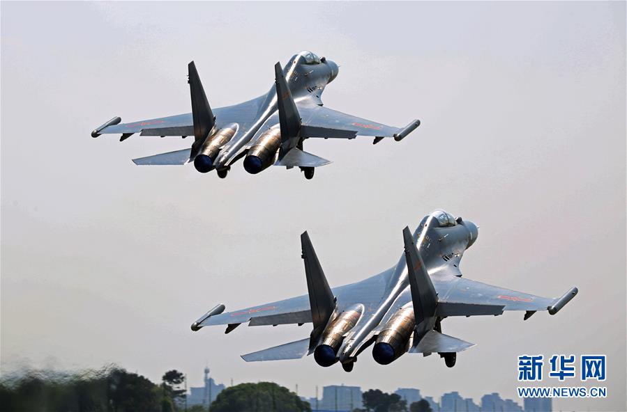 （新華全媒頭條·圖文互動(dòng)）（5）戰(zhàn)鷹，為祖國奮飛——記空軍航空兵某旅旅長(zhǎng)、特級(jí)飛行員郝井文