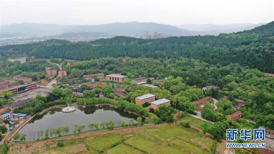 （壯麗70年·奮斗新時(shí)代·圖文互動(dòng)）（6）歷史的天空將永遠(yuǎn)鐫刻他們的名字——探訪(fǎng)中國(guó)“兩彈城”