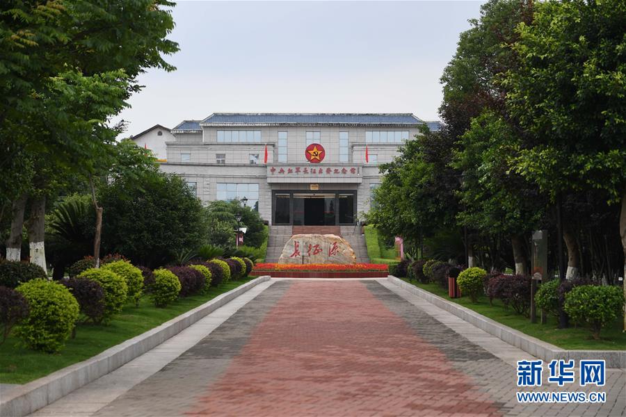 （新華全媒頭條·圖文互動(dòng)）（3）奮力走好新時(shí)代的長(zhǎng)征路——習(xí)近平總書(shū)記考察江西回訪(fǎng)記