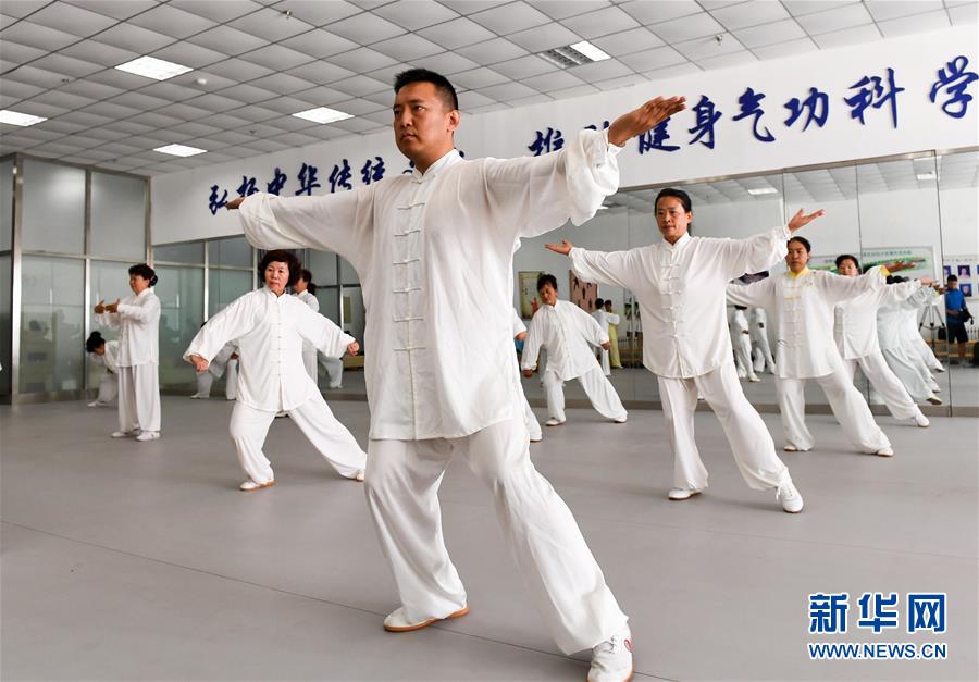 （新華全媒頭條·圖文互動(dòng)）（2）奔跑吧，健康中國(guó)——全民健身在路上