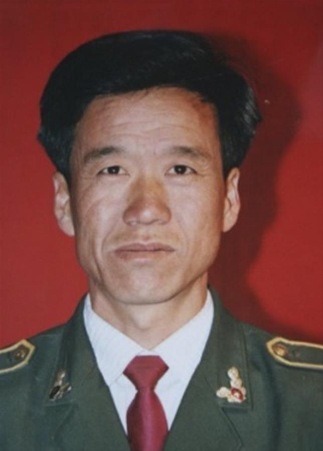 （為了民族復(fù)興·英雄烈士譜·圖文互動(dòng)）宮清華：以血肉之軀擋住下滑汽車(chē) 用生命換來(lái)群眾安全