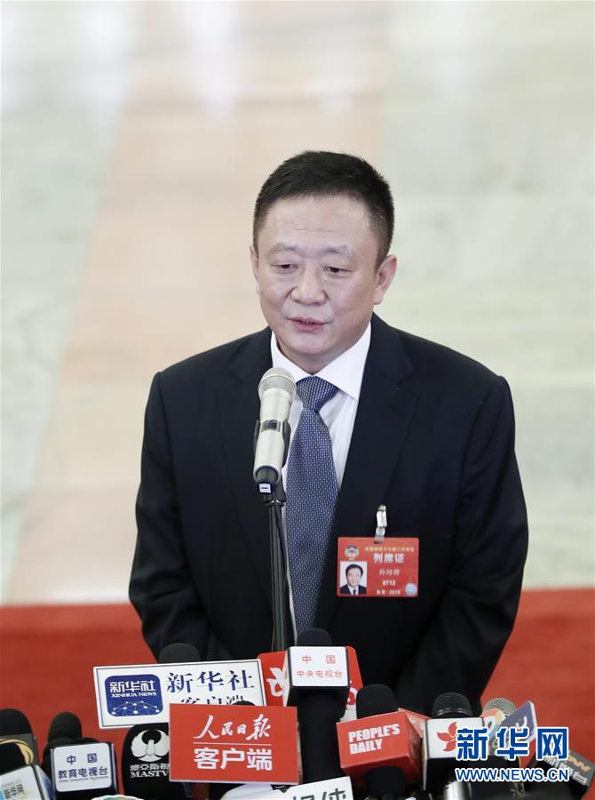 （兩會(huì)·面對(duì)面）（3）采訪(fǎng)部長(zhǎng)