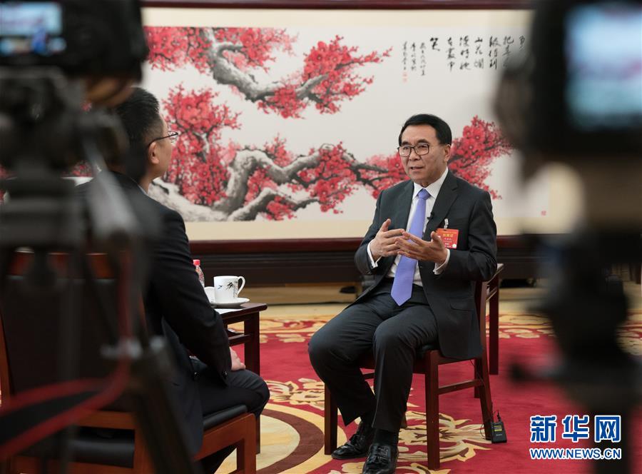（兩會·圖文互動）（2）全國人大代表、中科院院長白春禮：打破關(guān)鍵核心技術(shù)“瓶頸”