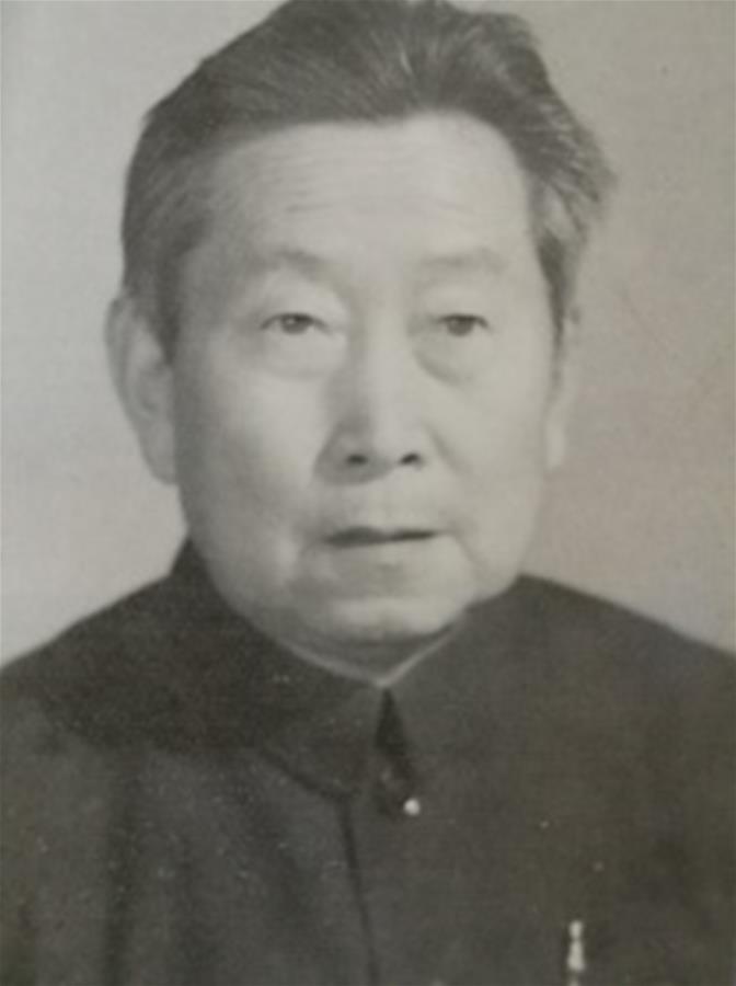 （為了民族復(fù)興·英雄烈士譜·圖文互動(dòng)）鄧國(guó)忠：能扛槍桿子、擅拿筆桿子的公安烈士