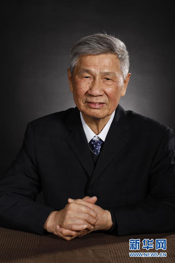（今日關(guān)注·科技獎勵大會·圖文互動）（1）曾慶存：勇攀氣象科學之巔，他讓天氣預(yù)報越來越精準