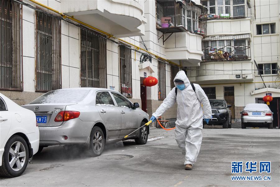（聚焦疫情防控·圖文互動）（3）“我們多跑跑，居民更安全”——直擊新疆基層社區(qū)疫情防控