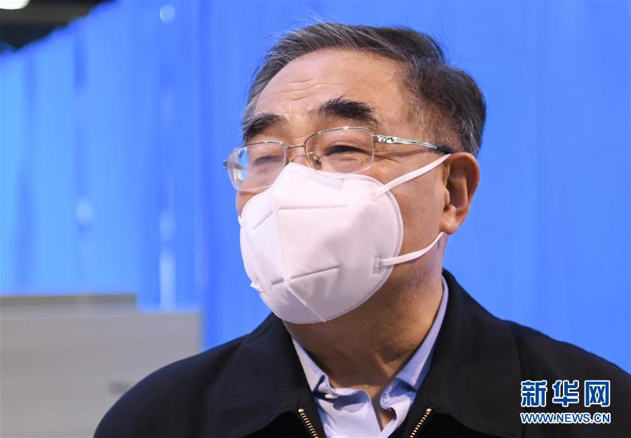 （聚焦疫情防控·圖文互動）（1）“治療輕癥患者中西醫(yī)結合很有效，不鼓勵人人吃藥來預防”——專訪中國工程院院士、天津中醫(yī)藥大學校長張伯禮