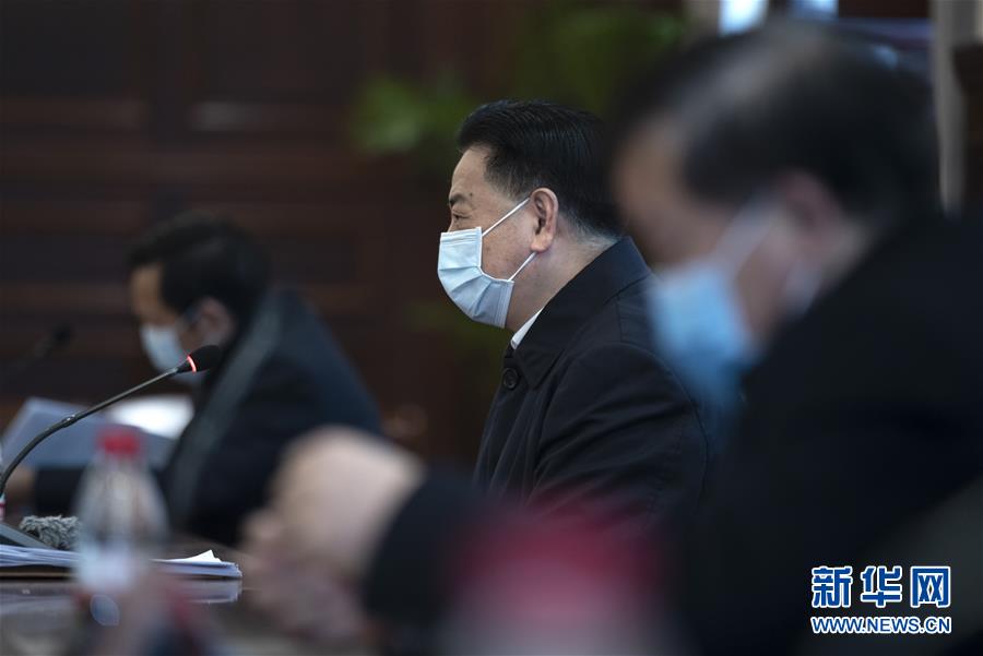 （聚焦疫情防控·圖文互動）（4）急防控所急，沖鋒勇向前——華中科技大學(xué)以科研攻關(guān)推動疫情防控救治觀察
