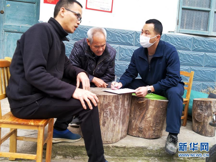（習(xí)近平致敬的戰(zhàn)“疫”英雄·下沉干部篇·圖文互動(dòng)）（6）他們，挺身而出守防線
