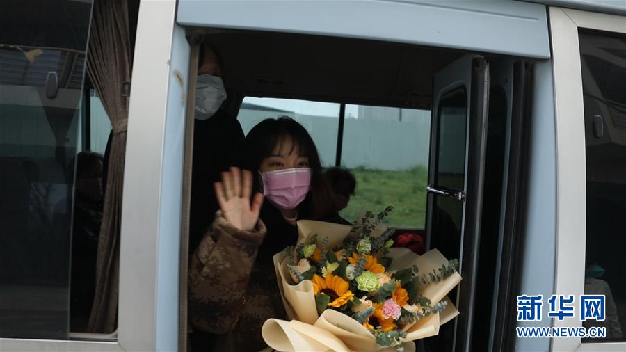 （新華全媒頭條·習(xí)近平致敬的戰(zhàn)“疫”英雄·武漢人民篇·圖文互動(dòng)）（3）壯哉，大武漢——獻(xiàn)給英雄的武漢人民