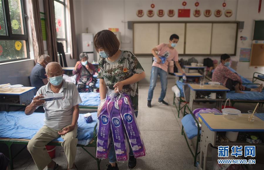 （在習近平新時代中國特色社會主義思想指引下——新時代新作為新篇章·習近平總書記關(guān)切事·圖文互動）（6）戰(zhàn)疫魔,斗洪魔——湖北全力應對防疫、防汛疊加“雙考”