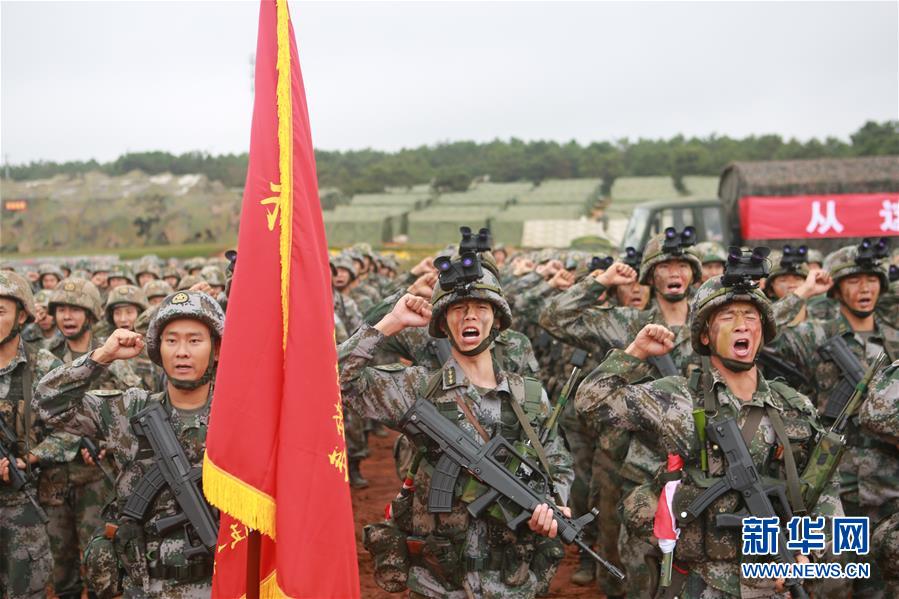 （在習(xí)近平強(qiáng)軍思想指引下·我們在戰(zhàn)位報(bào)告·圖文互動）（1）千里移防，鐵心跟黨走——南部戰(zhàn)區(qū)陸軍第75集團(tuán)軍某紅軍旅政治建軍、練兵備戰(zhàn)記事