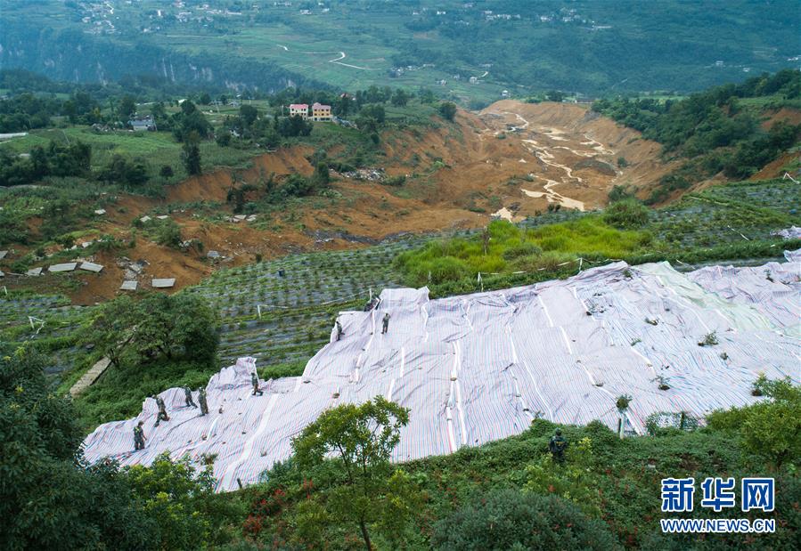 （在習(xí)近平新時代中國特色社會主義思想指引下——新時代新作為新篇章·習(xí)近平總書記關(guān)切事·圖文互動）（7）戰(zhàn)疫魔,斗洪魔——湖北全力應(yīng)對防疫、防汛疊加“雙考”