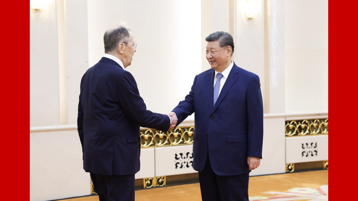 習(xí)近平會見俄羅斯外長拉夫羅夫