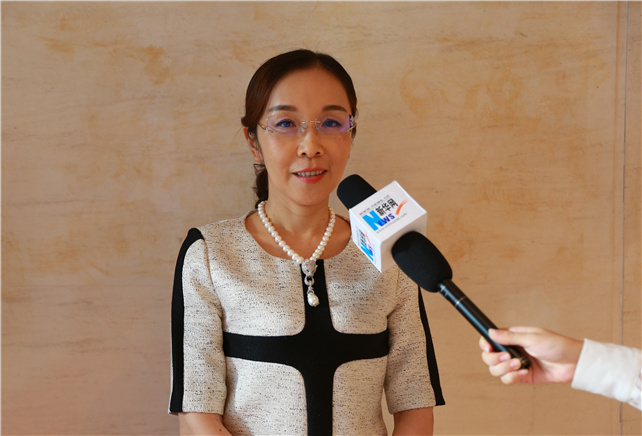 把增強(qiáng)黨的凝聚力、戰(zhàn)斗力與提高企業(yè)競(jìng)爭(zhēng)力、創(chuàng)造力有機(jī)融合。