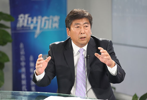 最根本的就是錢從哪里來、人往哪里去。