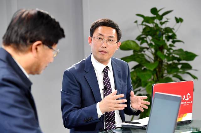 繼往不平凡，珍惜五年奮進(jìn)所取得的成就、經(jīng)驗(yàn)