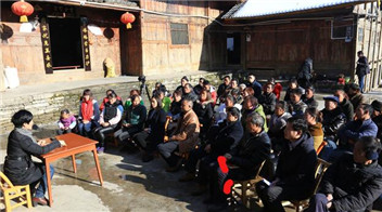 向紅林 ：既要做好精準(zhǔn)脫貧，也要全力推動(dòng)鄉(xiāng)村振興