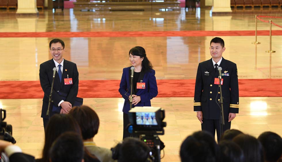 孟祥飛、李媛、曹先建接受采訪