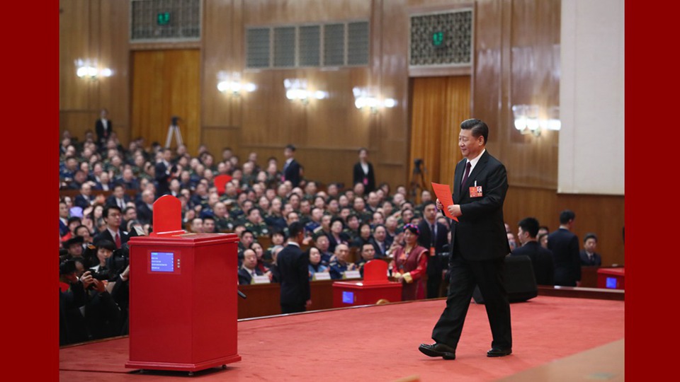 習(xí)近平當(dāng)選國(guó)家主席、中央軍委主席