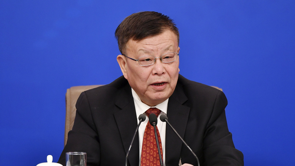 全國(guó)政協(xié)常委、副秘書長(zhǎng)（兼）、提案委員會(huì)副主任，九三學(xué)社中央副主席 賴明