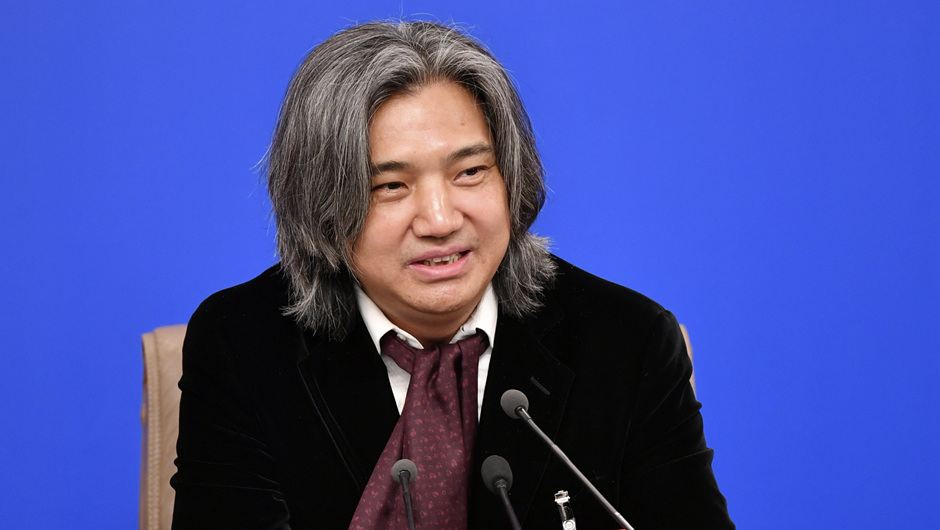 全國(guó)政協(xié)常委、文化文史和學(xué)習(xí)委員會(huì)委員，中國(guó)美術(shù)館館長(zhǎng)，中國(guó)美術(shù)家協(xié)會(huì)副主席 吳為山