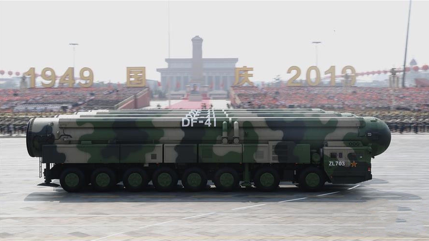 300秒回顧國(guó)慶70周年大閱兵！東風(fēng)-41、殲-20震撼亮相