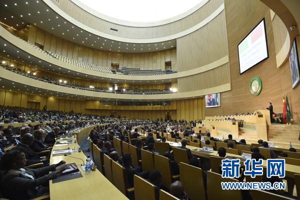  5月5日，中國國務院總理李克強在位于亞的斯亞貝巴的非洲聯(lián)盟總部發(fā)表題為《開創(chuàng)中非合作更加美好的未來》的演講。 新華社記者 李學仁 攝 