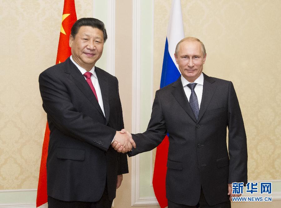 9月11日，中國國家主席習(xí)近平在塔吉克斯坦首都杜尚別會見俄羅斯總統(tǒng)普京。 新華社記者 黃敬文 攝 