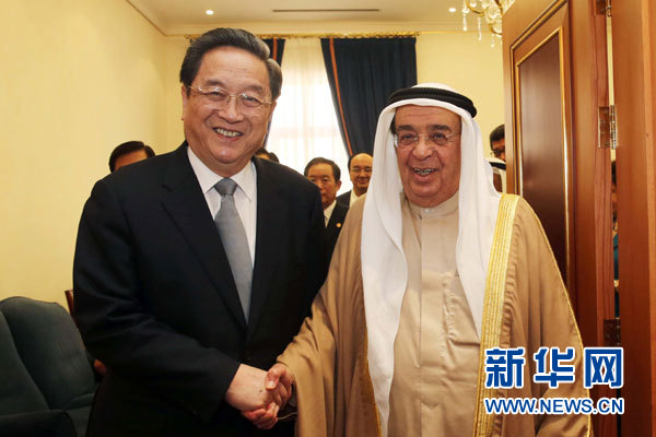 11月6日，正在巴林進(jìn)行正式友好訪問的全國政協(xié)主席俞正聲在麥納麥會見巴林副首相穆罕默德。 新華社記者劉衛(wèi)兵攝