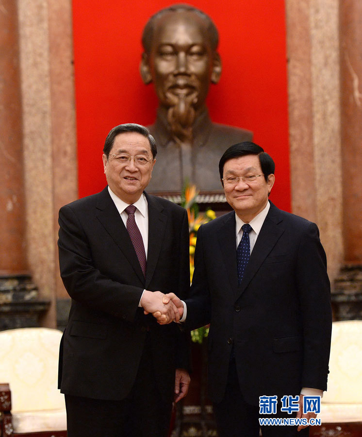 12月25日至27日，中共中央政治局常委、全國政協(xié)主席俞正聲對越南進(jìn)行正式訪問。這是12月26日，俞正聲在河內(nèi)會見越南國家主席張晉創(chuàng)。 新華社記者馬占成攝