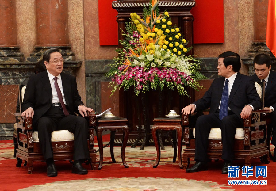 12月25日至27日，中共中央政治局常委、全國政協(xié)主席俞正聲對越南進(jìn)行正式訪問。這是12月26日，俞正聲在河內(nèi)會見越南國家主席張晉創(chuàng)。 新華社記者劉建生攝
