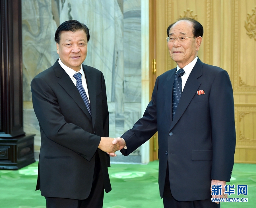 10月10日，正在朝鮮訪問的中共中央政治局常委、中央書記處書記劉云山在平壤會見朝鮮勞動黨中央政治局常委、最高人民會議常任委員會委員長金永南。 新華社記者 李濤 攝
