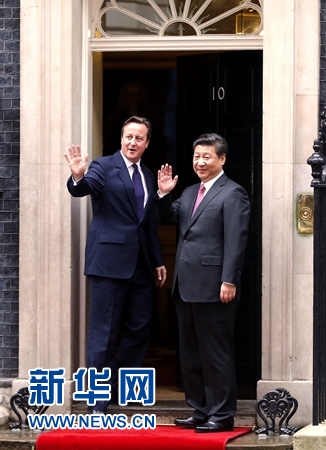 10月21日，國(guó)家主席習(xí)近平在倫敦唐寧街首相府同英國(guó)首相卡梅倫舉行會(huì)談。 新華社記者 鞠鵬 攝 