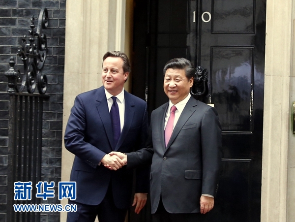 10月21日，國(guó)家主席習(xí)近平在倫敦唐寧街首相府同英國(guó)首相卡梅倫舉行會(huì)談。 新華社記者 鞠鵬 攝 