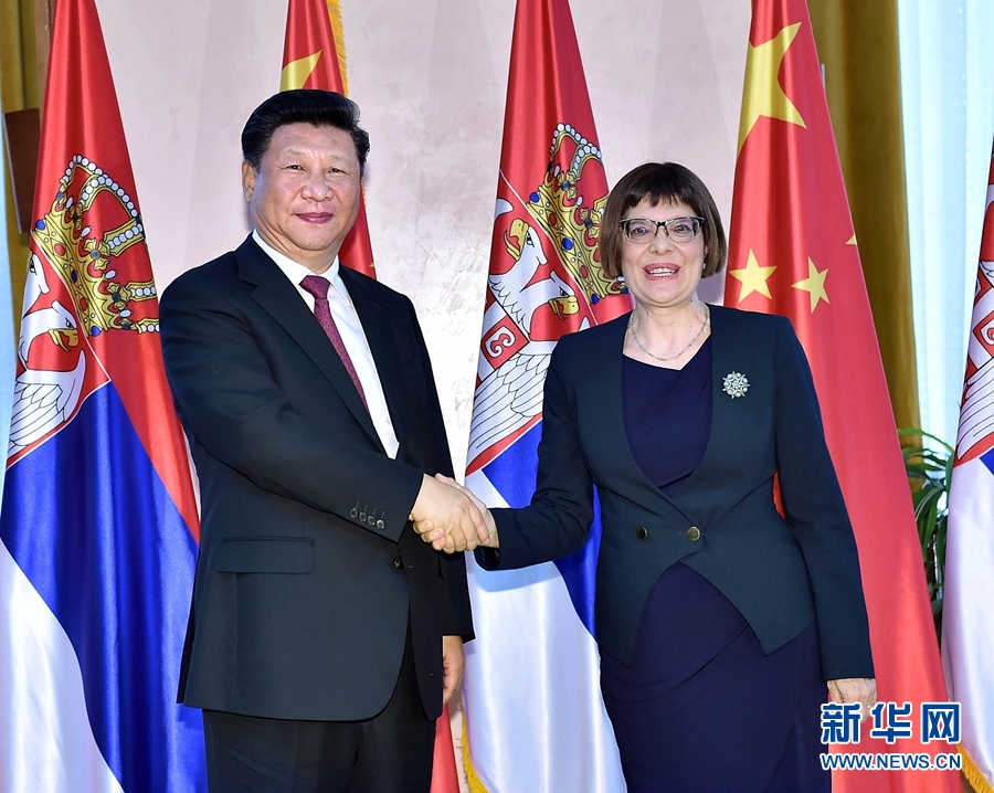 6月18日，國家主席習近平在貝爾格萊德會見塞爾維亞國民議會議長戈伊科維奇。 新華社記者李濤攝
