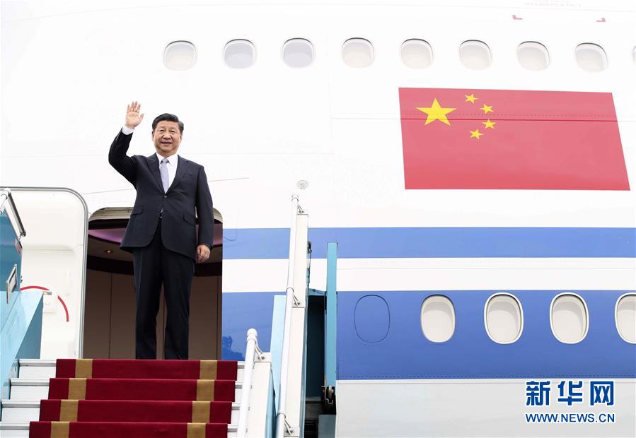 （時(shí)政）（1）習(xí)近平抵達(dá)河內(nèi)開(kāi)始對(duì)越南社會(huì)主義共和國(guó)進(jìn)行國(guó)事訪(fǎng)問(wèn)