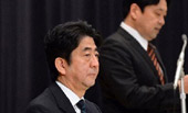 三問安倍：歷史豈可恣意輕?。? /></a>
<div   id=